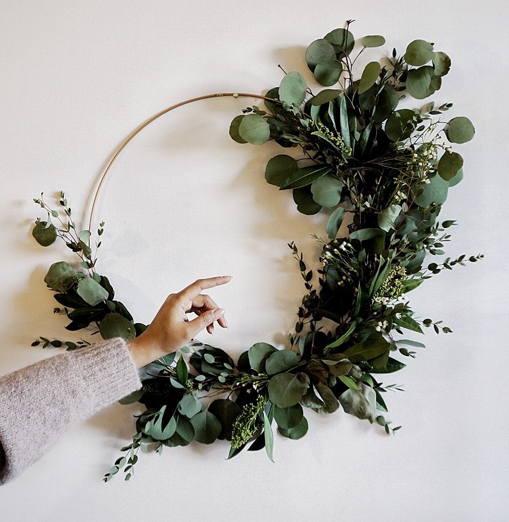 Minimalistic Spring Wreath - Girls Of T.O.